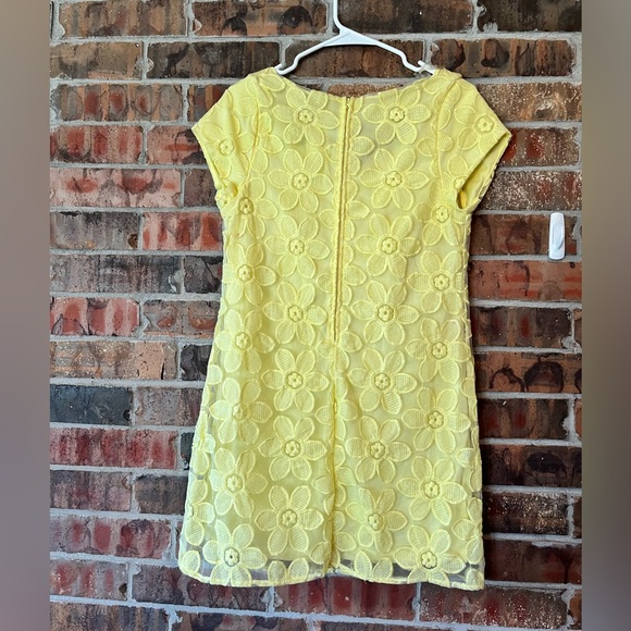 Rue 21 Yellow Floral Short Sleeve Lace Dress with Back zipper Women’s Size:M NWT - Picture 2 of 5